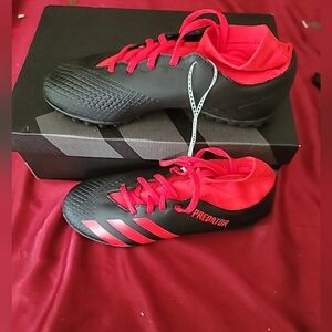 Adidas Men's Predator 20.3 Tf Sneaker, Black Red Size US 6.5New